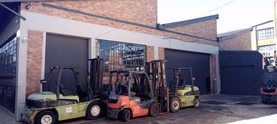 Industrial Property For Sale in Reuven, Johannesburg