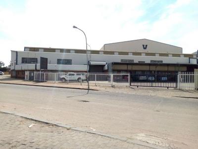 Industrial Property For Sale in Cleveland, Johannesburg